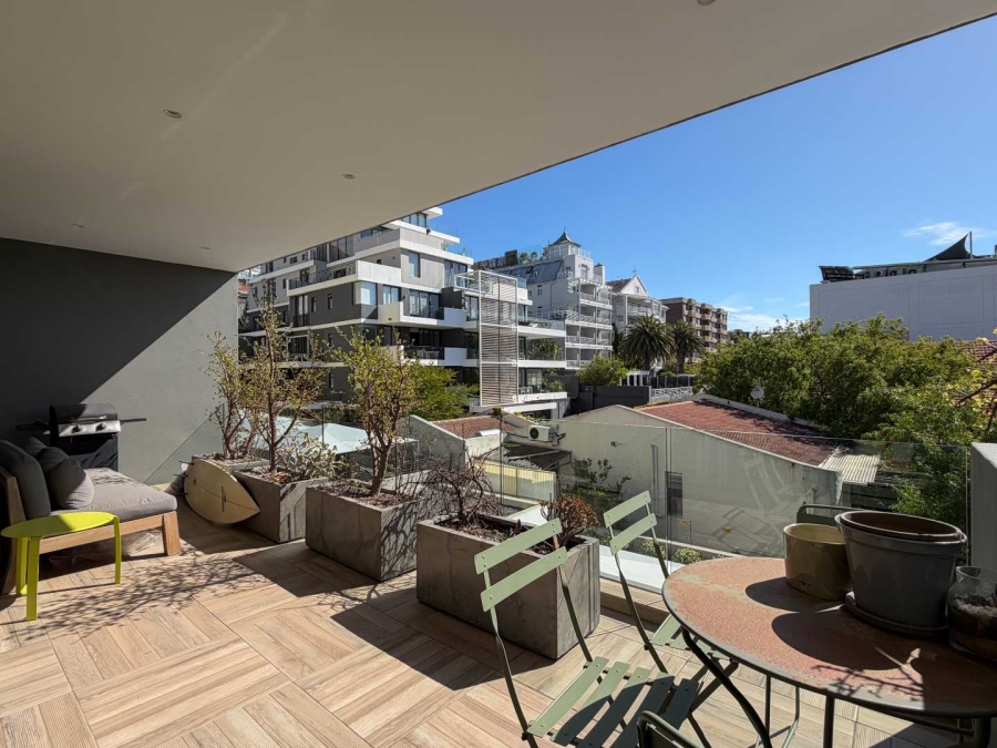 2 Bedroom Property for Sale in Green Point Western Cape